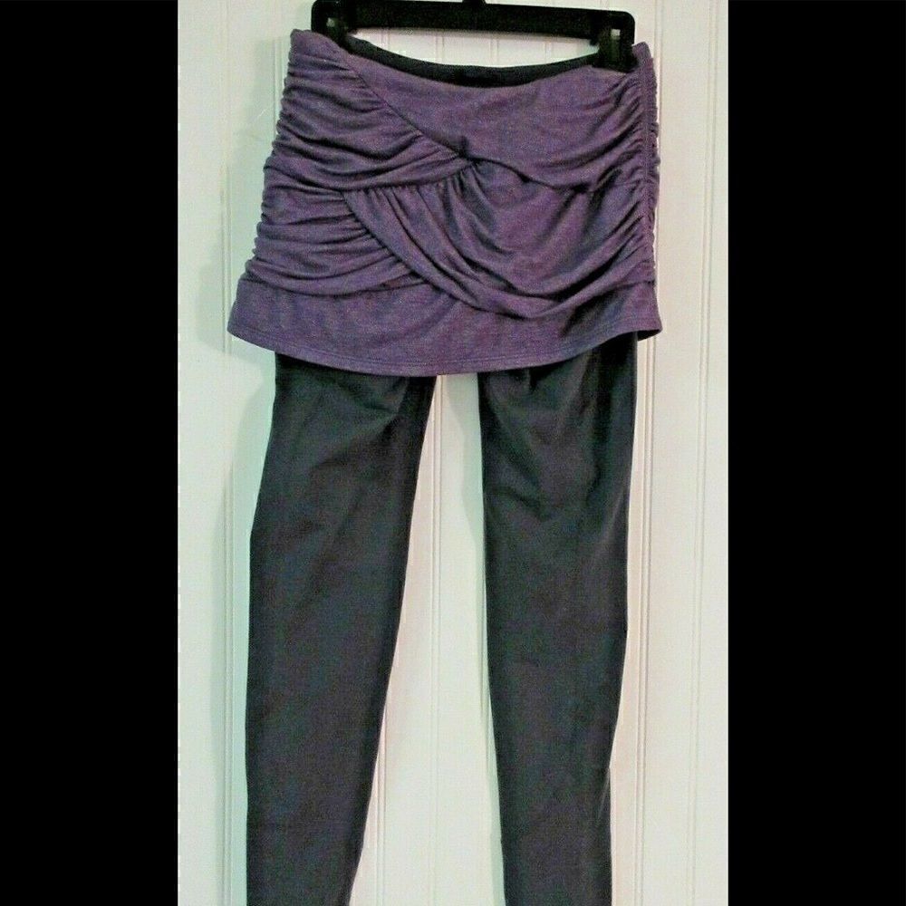 Athleta Yin Yang skirted leggings size Small - Picture 2 of 4